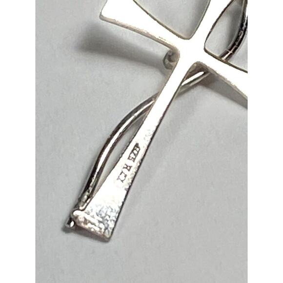 925 TK CZ Cross Pendant Sterling Silver Cubic Zirconium - Picture 7 of 8